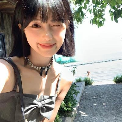 伤痕累累